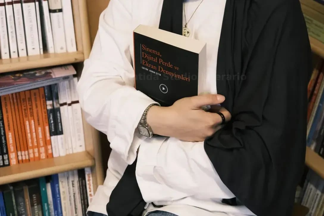 Atlántida Studio Literario 13